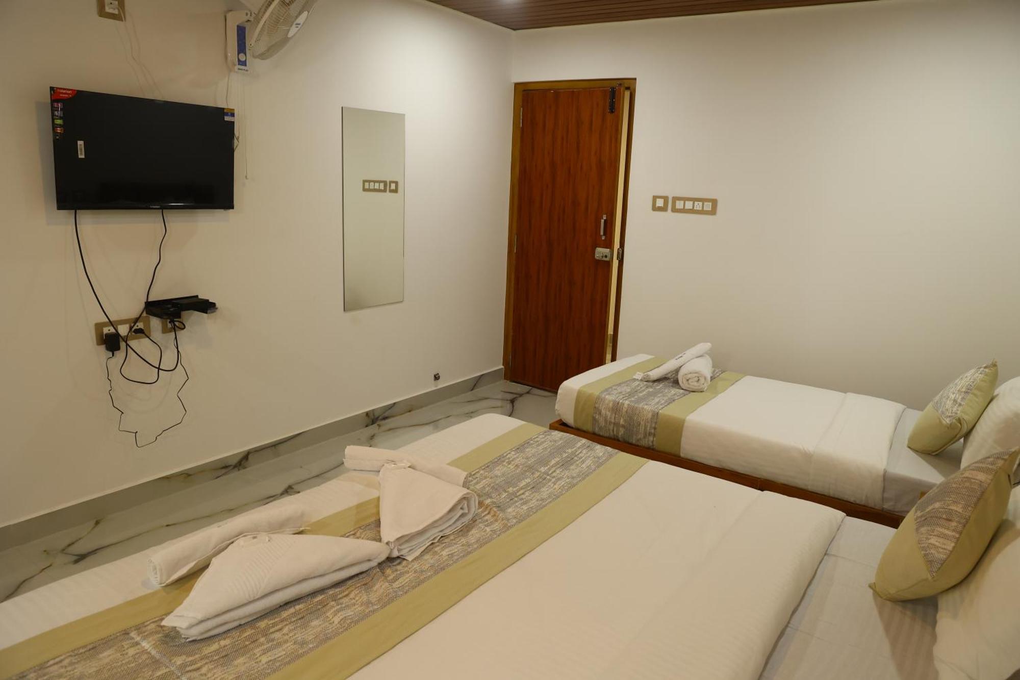 Grand Tamim Hotel 门格洛尔 外观 照片